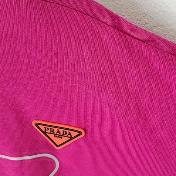 Prada Label Fuschia Pink Women's/ Unisex T Shirt - Picture 11 of 12
